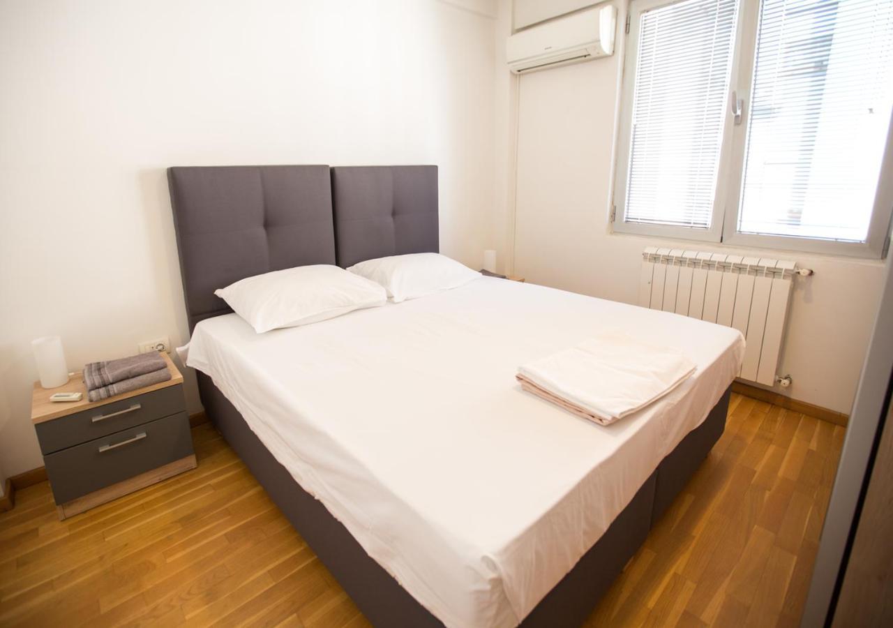 Apartamento Three Bedroom Near Center *